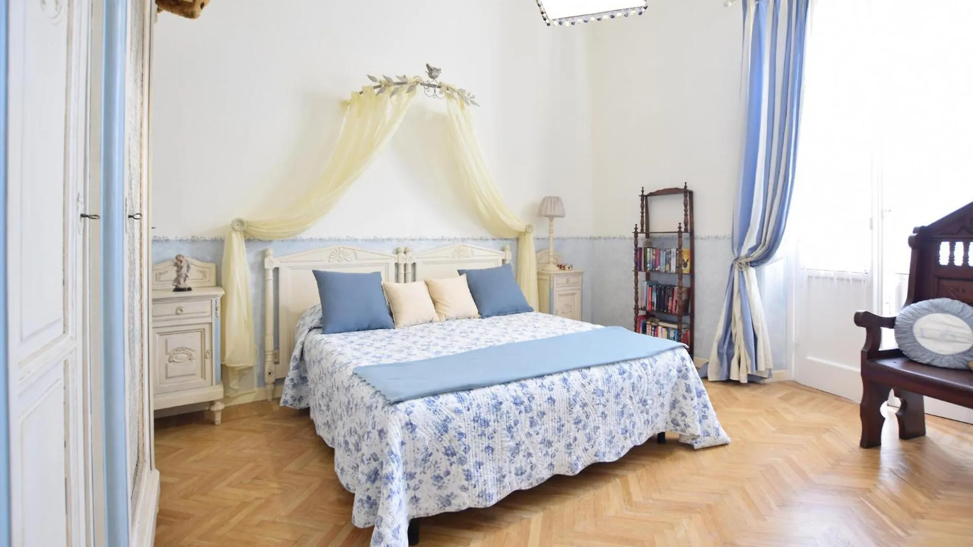 Beautiful Home In Viareggio With Kitchen 0*,  Itália