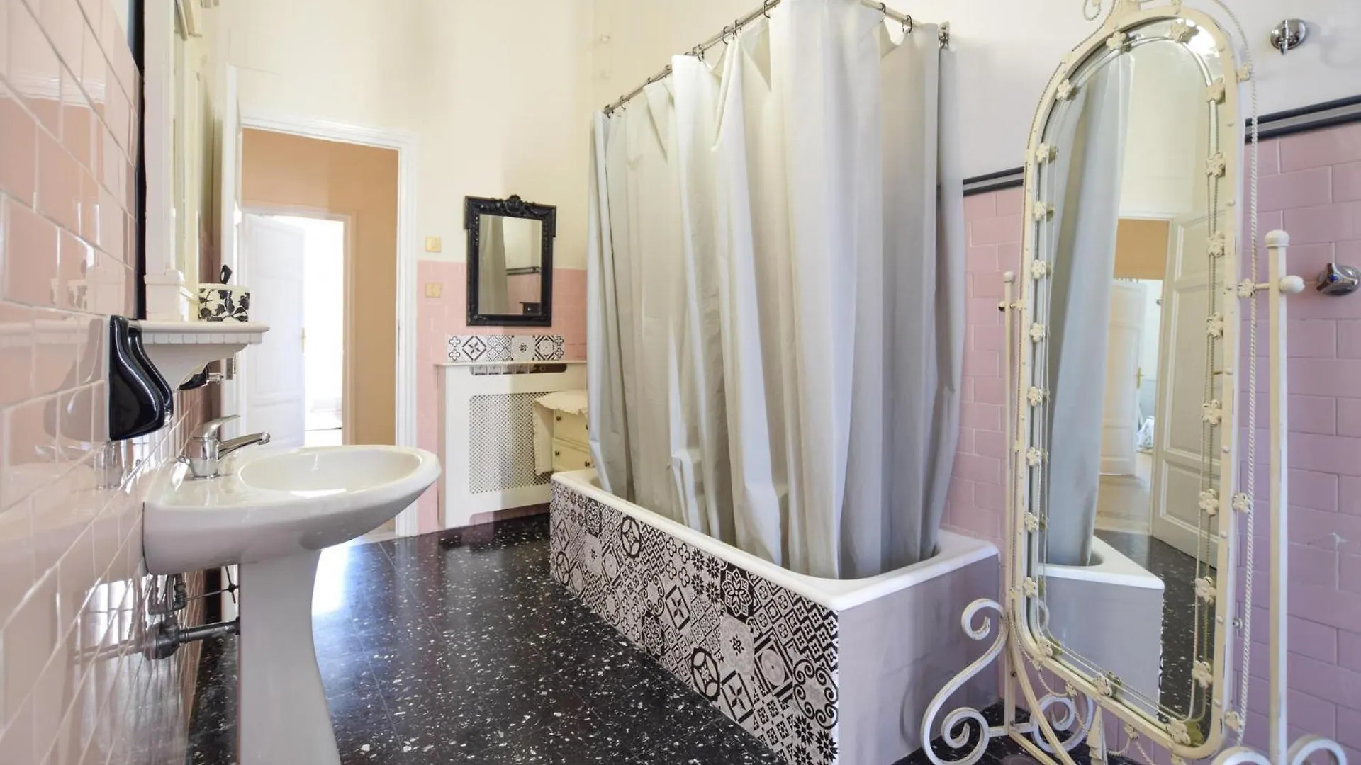 Holiday home Beautiful Home In Viareggio With Kitchen